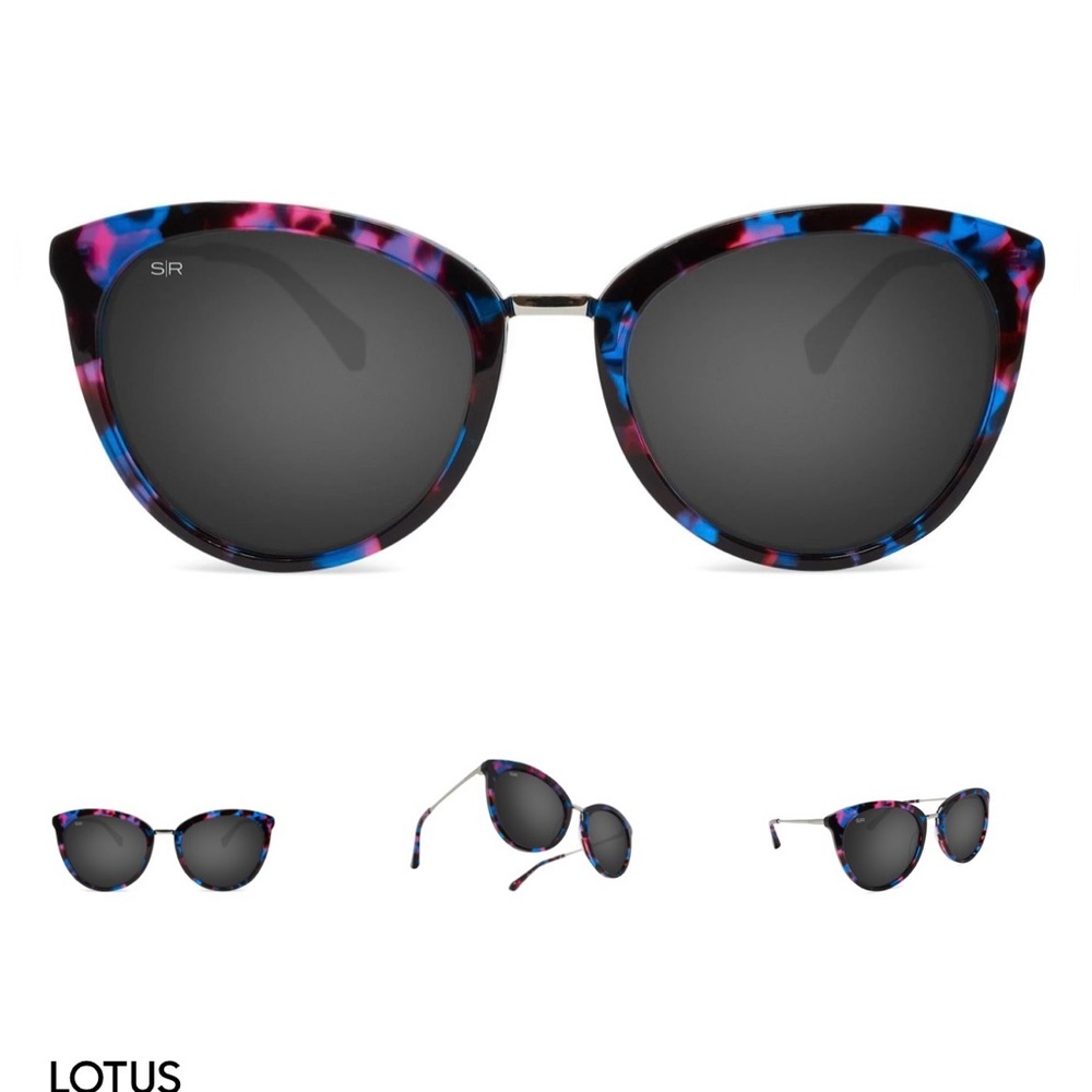 NWT Shady Rays retail $88